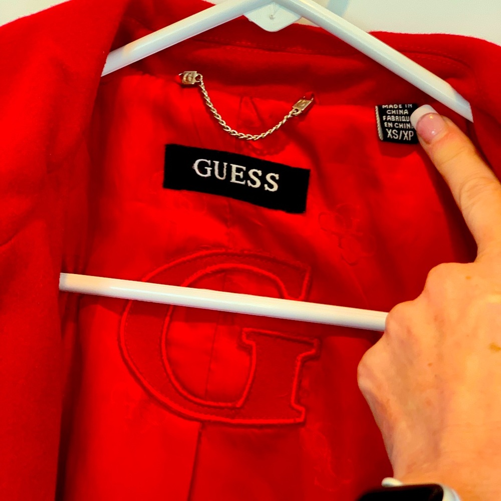 Guess - Picture 3 of 5